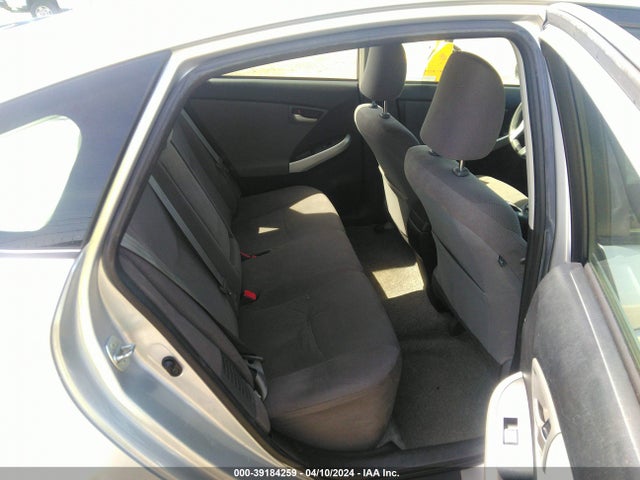 Toyota Prius Two 2015 JTDKN3DU5F0476553 Image 8