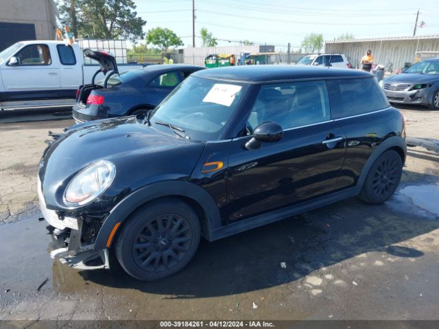 WMWXP5C33H2F61869 Mini Hardtop Cooper
