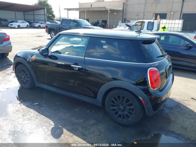 WMWXP5C33H2F61869 Mini Hardtop Cooper