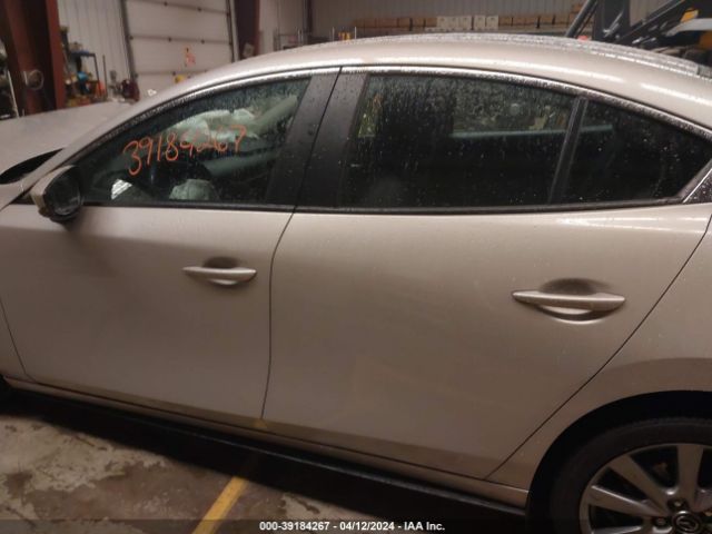 3MZBPABL4NM317041 Mazda Mazda3 Select