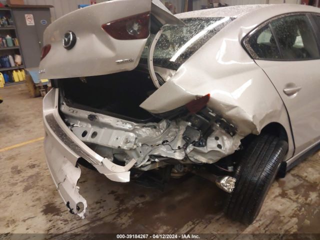 3MZBPABL4NM317041 Mazda Mazda3 Select
