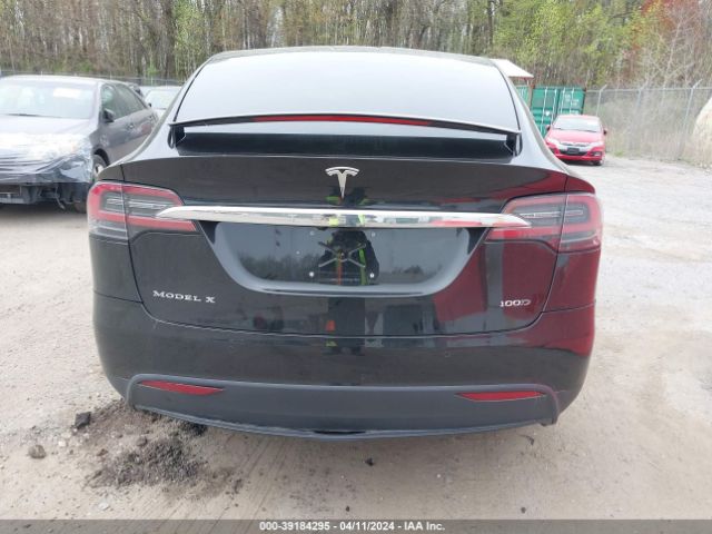5YJXCBE26JF105107 Tesla MODEL X