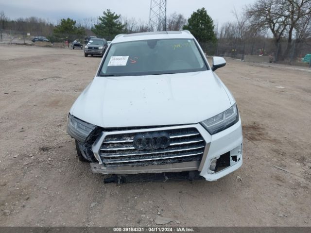 WA1LHAF72KD045110 Audi Q7 45 Premium