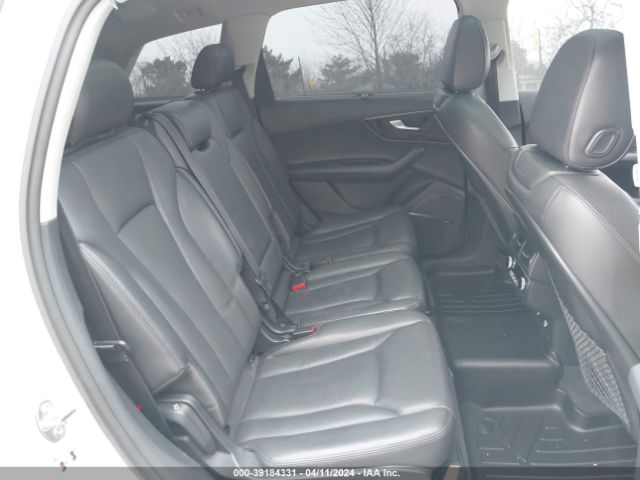 WA1LHAF72KD045110 Audi Q7 45 Premium