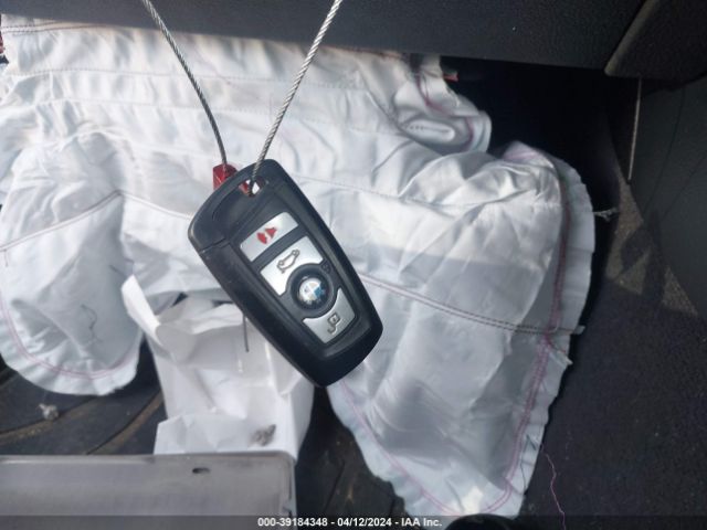 WBA8E1G58GNT34864 BMW 320i