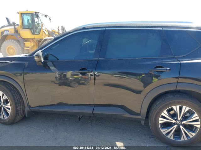 5N1AT3BB9MC836336 Nissan Rogue Sv Intelligent Awd
