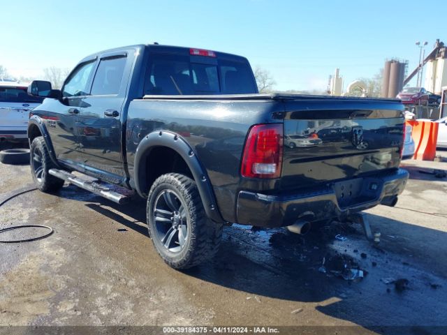 1C6RR7MT9FS783172 RAM 1500 Sport