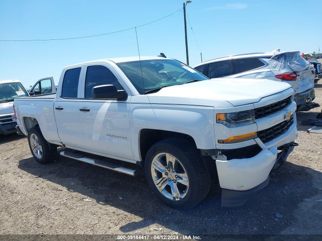 Chevrolet Silverado 1500 Custom 2018 1GCRCPEH5JZ321681 Image 13
