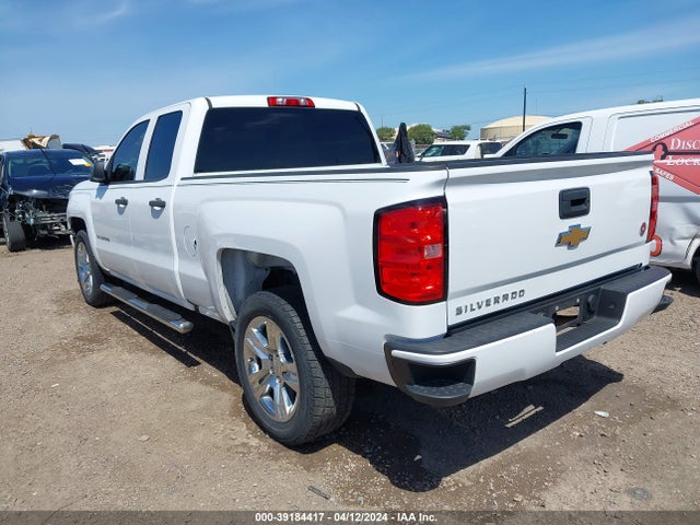 Chevrolet Silverado 1500 Custom 2018 1GCRCPEH5JZ321681 Image 3