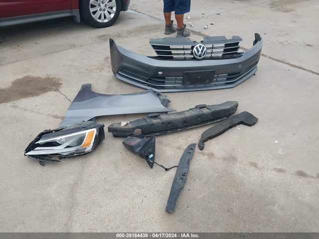 3VW2K7AJ9FM320889 Volkswagen Jetta 2.0l S