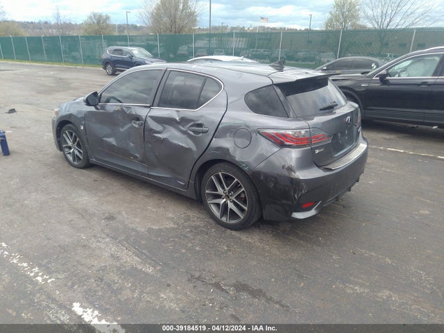 JTHKD5BHXF2217077 Lexus CT 200H