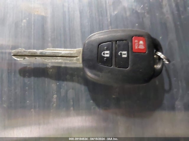 Toyota RAV4 LE 2016 2T3ZFREV2GW310171 Image 11