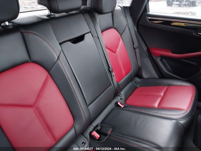 2018 PORSCHE MACAN WP1AA2A55JLB01931 Photo 7