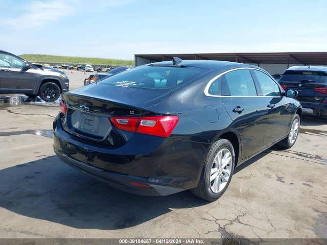 Chevrolet MALIBU LT 2018 1G1ZD5ST4JF113828 Image 4