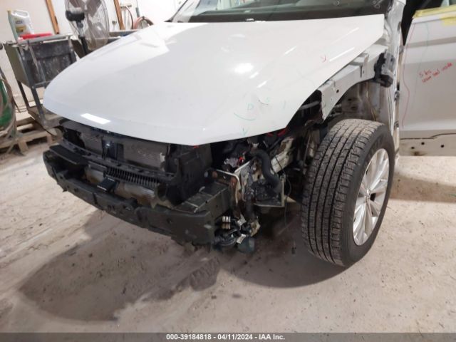 3VV0B7AX6JM079995 Volkswagen Tiguan 2.0t S