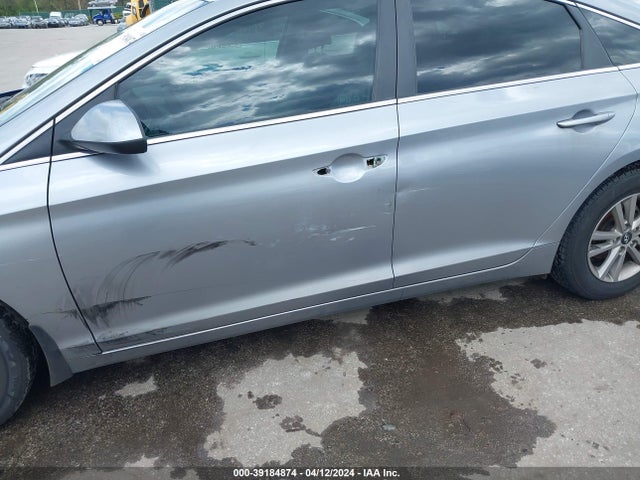 Hyundai SONATA SE 2016 5NPE24AF3GH324745 Image 12