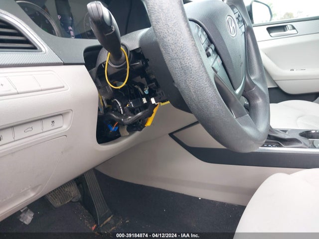 Hyundai SONATA SE 2016 5NPE24AF3GH324745 Image 13