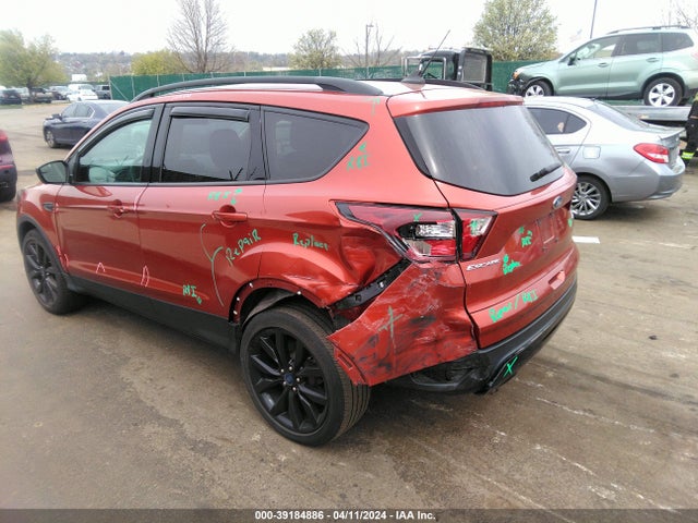 1FMCU9GD0KUA94791 Ford ESCAPE SE