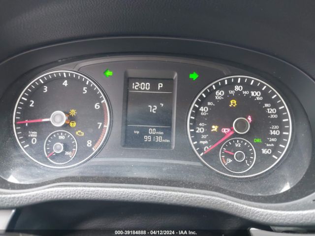 1VWAT7A30EC028011 Volkswagen Passat 1.8t Wolfsburg Edition