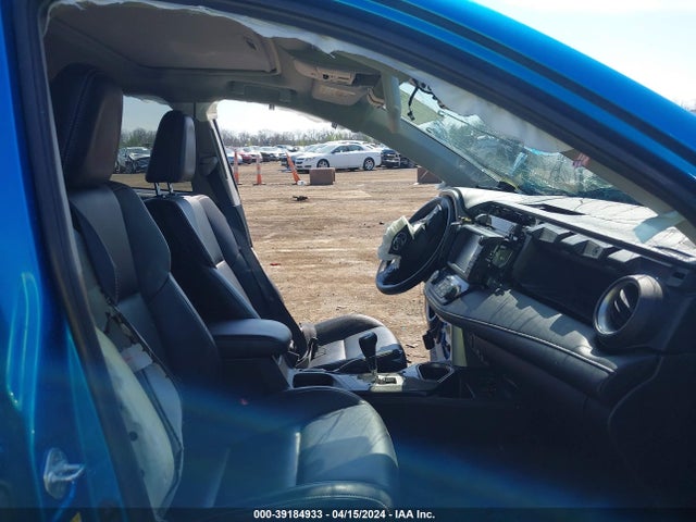 Toyota Rav4 Limited 2017 2T3DFREV0HW560469 Image 5