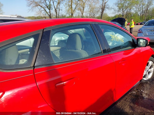 Ford FOCUS SE 2014 1FADP3K21EL361410 Image 13