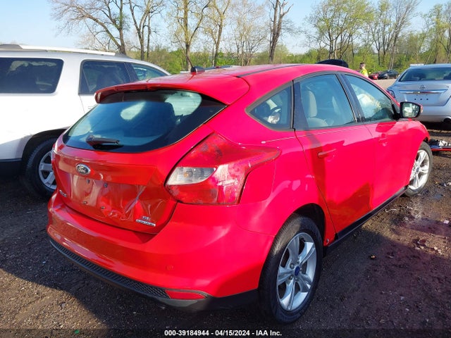 Ford FOCUS SE 2014 1FADP3K21EL361410 Image 4