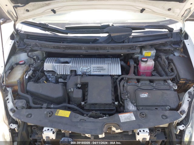 Toyota Prius Three 2015 JTDKN3DU0F1913367 Image 10