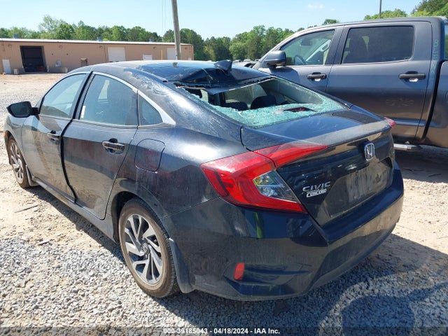 Honda CIVIC EX 2018 2HGFC2F81JH545875 Image 3