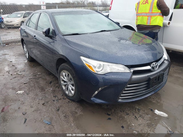 Toyota CAMRY LE 2017 4T1BF1FK2HU640779 Image 1
