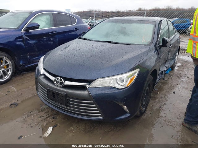 Toyota CAMRY LE 2017 4T1BF1FK2HU640779 Image 2