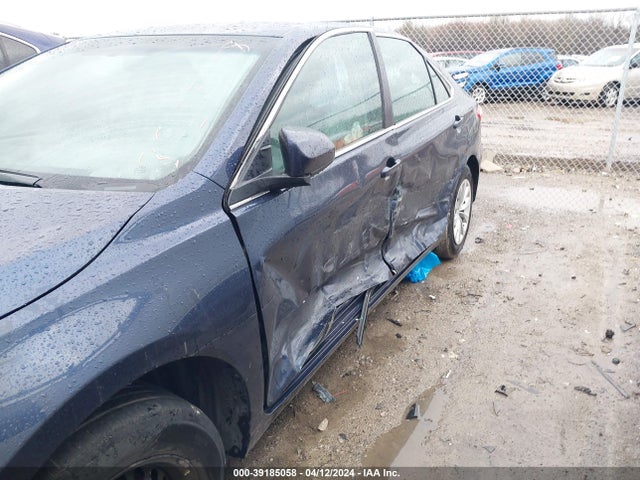 Toyota CAMRY LE 2017 4T1BF1FK2HU640779 Image 6