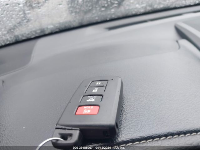 4T1BD1FK4FU171620 Toyota Camry Hybrid Le