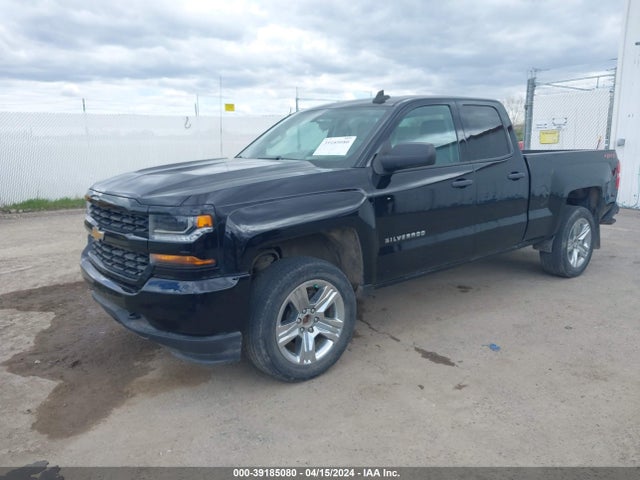 Chevrolet Silverado 1500 Custom 2018 1GCVKPECXJZ274587 Image 2