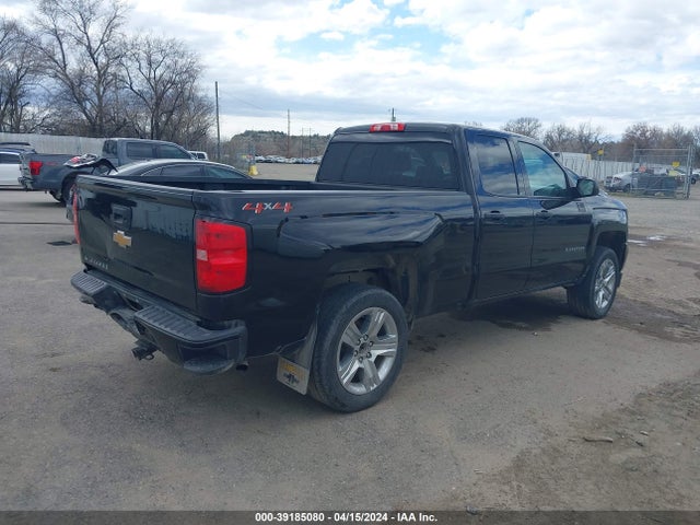 Chevrolet Silverado 1500 Custom 2018 1GCVKPECXJZ274587 Image 4