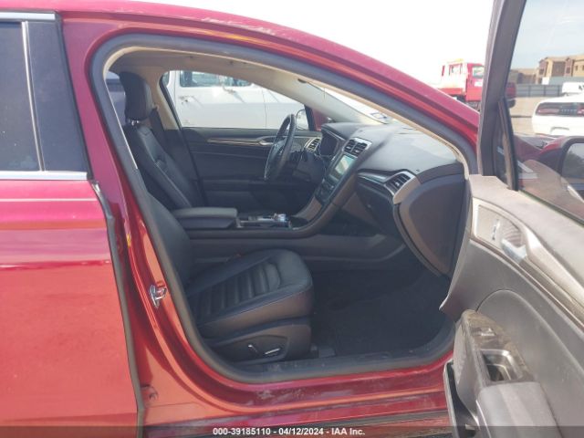 3FA6P0H98JR180439 Ford FUSION SE