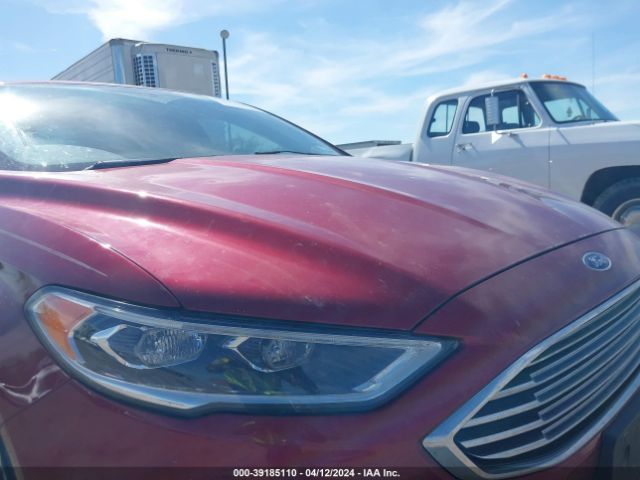 3FA6P0H98JR180439 Ford FUSION SE