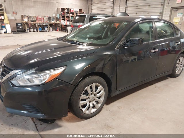 Nissan Altima 2016 1N4AL3AP1GN330919 Image 2