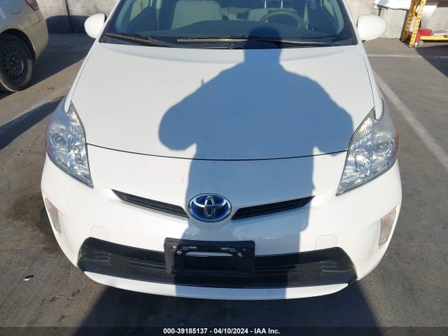 Toyota Prius Two 2015 JTDKN3DU5F0458196 Image 12