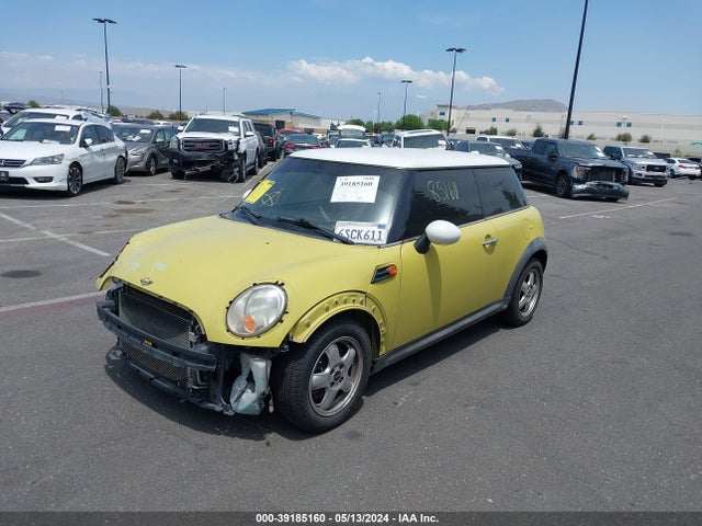 2011 MINI COOPER WMWSU3C51BTX97167 Photo 1