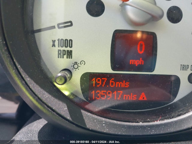 2011 MINI COOPER WMWSU3C51BTX97167 Photo 6