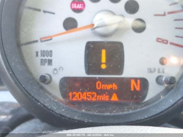 2011 MINI COOPER CLUBMAN WMWZF3C51BT188900 Photo 6