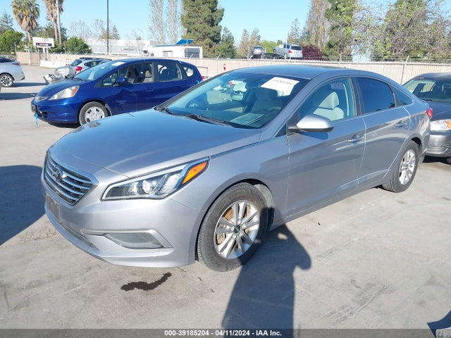 Hyundai SONATA SE 2016 5NPE24AFXGH363008 Image 2