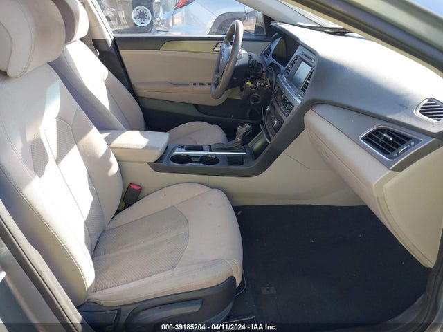 Hyundai SONATA SE 2016 5NPE24AFXGH363008 Image 5