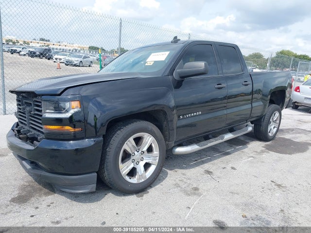 Chevrolet Silverado 1500 Custom 2017 1GCRCPEH1HZ206134 Image 2