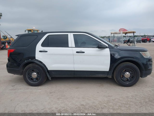 Ford Utility Police Interceptor 2016 1FM5K8ARXGGC14874 Image 13