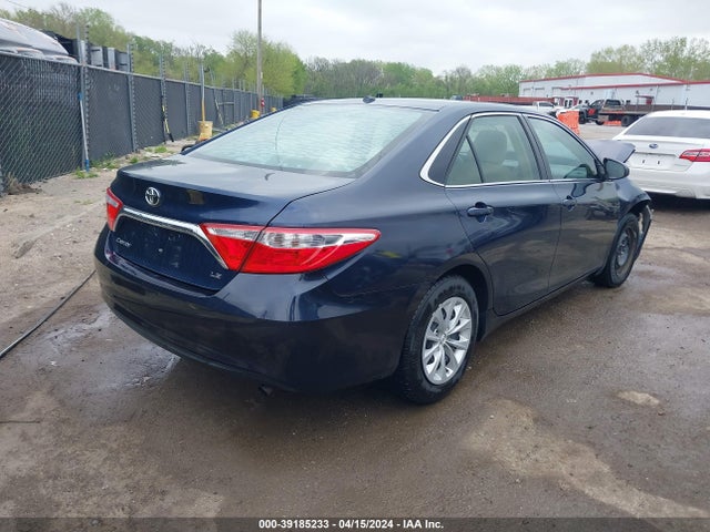 Toyota CAMRY LE 2015 4T4BF1FK6FR445352 Image 4
