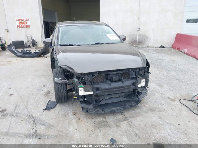 Продаж на аукціоні авто 2016 Mazda Mazda3 I Sport, vin: JM1BM1J70G1324634, номер лоту: 39185310