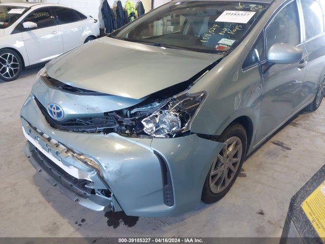 Toyota Prius V Two 2017 JTDZN3EU5HJ061047 Image 6