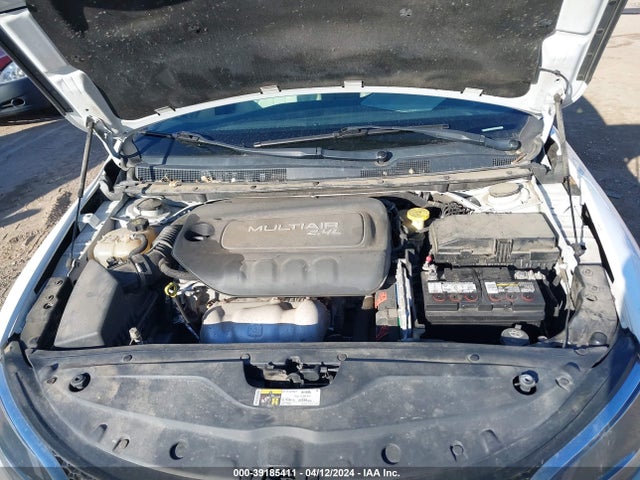Chrysler 200 Limited 2015 1C3CCCAB5FN745011 Image 10