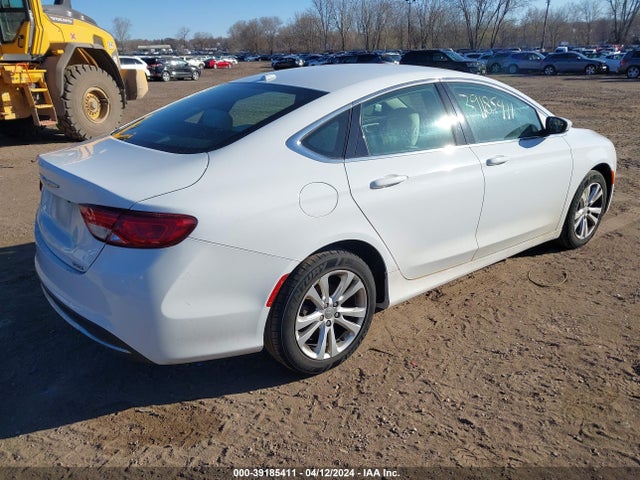 Chrysler 200 Limited 2015 1C3CCCAB5FN745011 Image 4